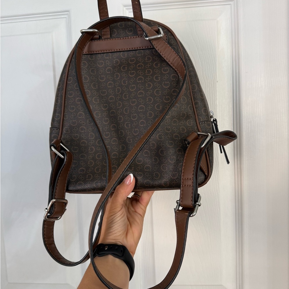 GUESS mini backpack - Picture 2 of 4